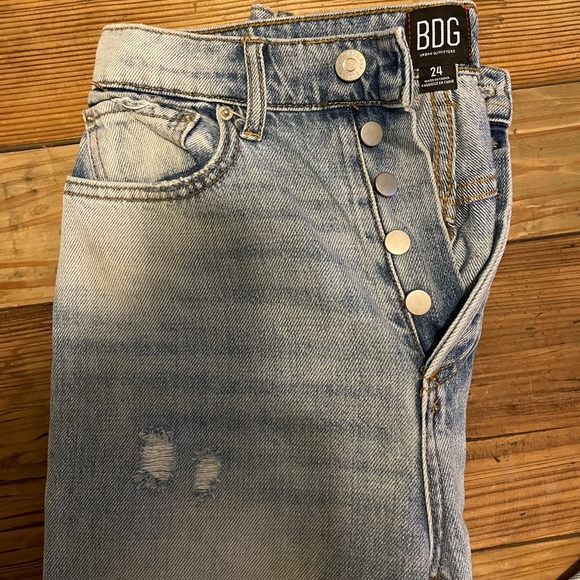 Urban Outfitters Jeans - Picture 2 of 5